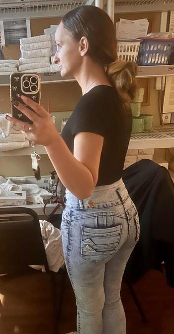 Lilqueenbaby420, 37  female escort, Greenville