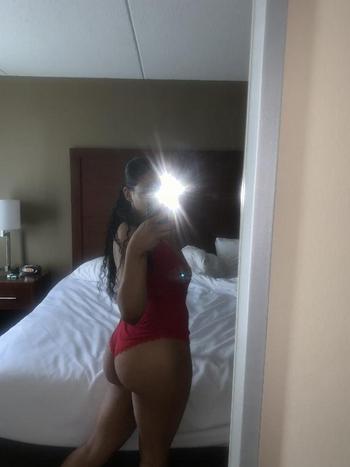864-425-0543, 21  female escort, Greenville