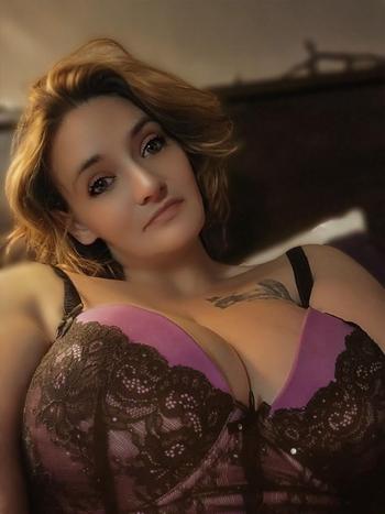 864-913-7283, 35  female escort, Greenville