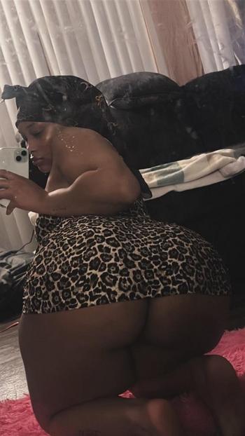 Rose, 23  female escort, Greenville