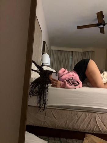 Mia, 21  female escort, Greenville