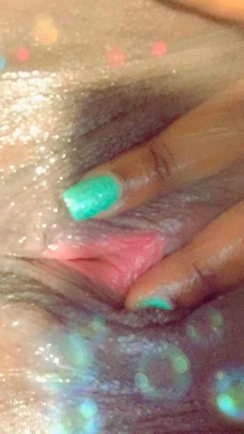 Ebony, 24  female escort, Greenville