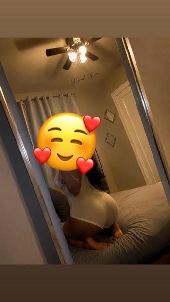 Dannielle , 25  female escort, Greenville