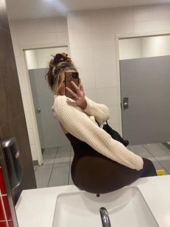 7377880107, female escort, Greenville